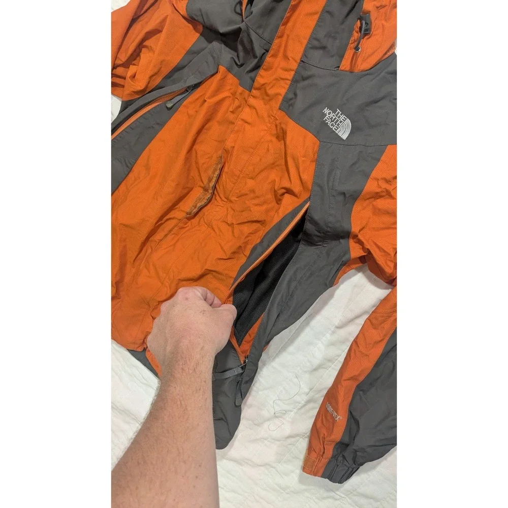 THE NORTH FACE Men's Small Orange Gore-Tex Waterproof Ripstop Rain Jacket Hooded